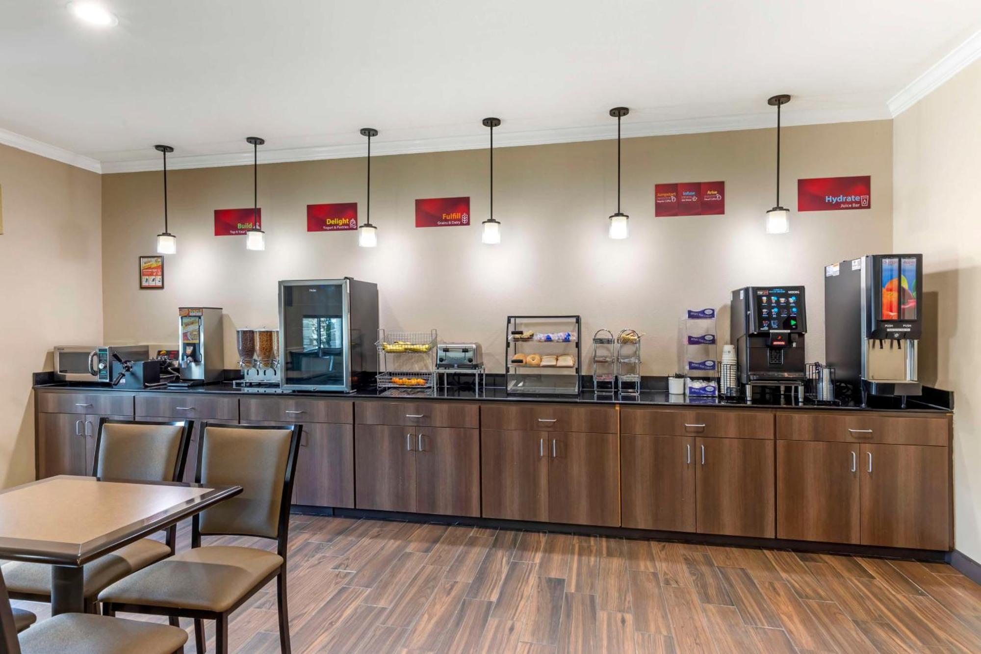 Best Western Plus Burleson Inn & Suites Exterior photo