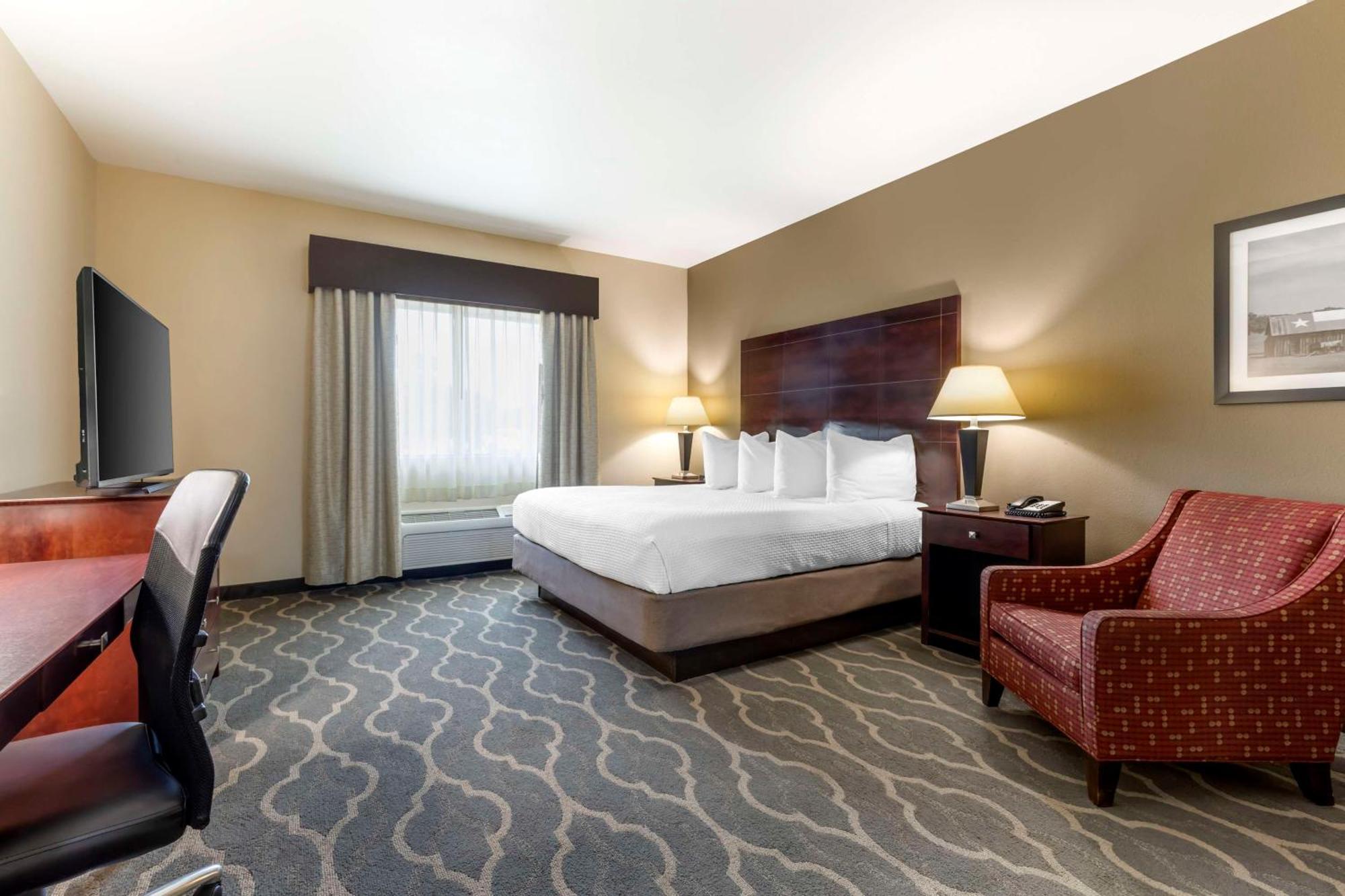 Best Western Plus Burleson Inn & Suites Exterior photo